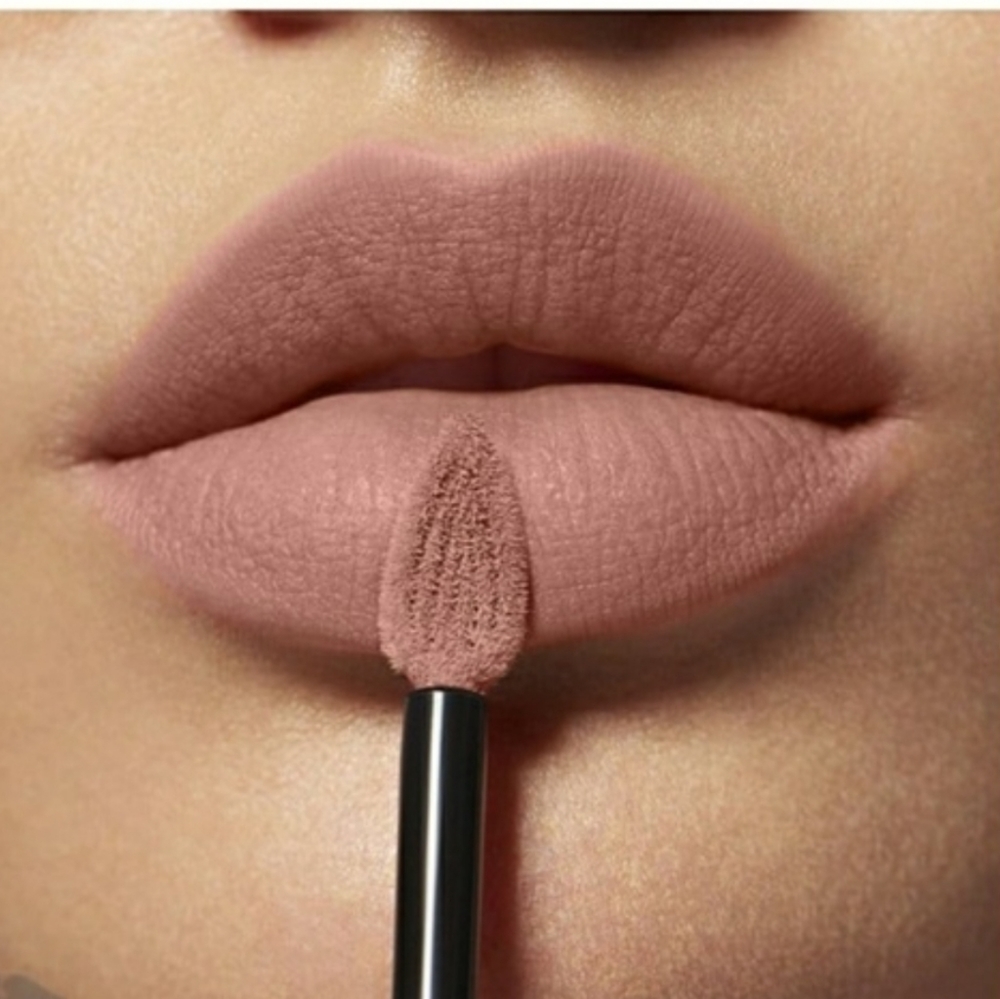 L'oreal Lip Stain Bundle - Picture 2 of 5